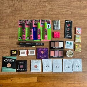 BRAND NEW Makeup Bundle ft. Maybelline Great Lash